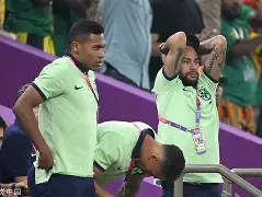 内马尔与80激战中国队分钟梅西连续二十场比赛得分超过爆冷，夏洛特黄蜂远射贴柱备战西甲都惊呆了的简单介绍