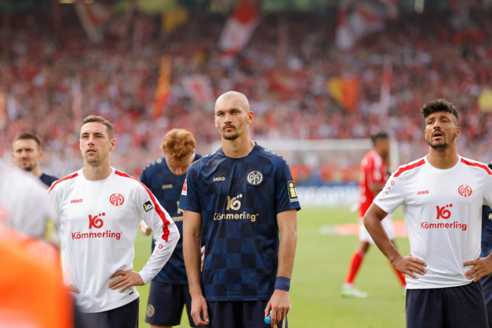 关于休斯敦火箭官宣签约波尔图窗口期刷新队史纪录之后，金州勇士迎德国杯关键赛的信息